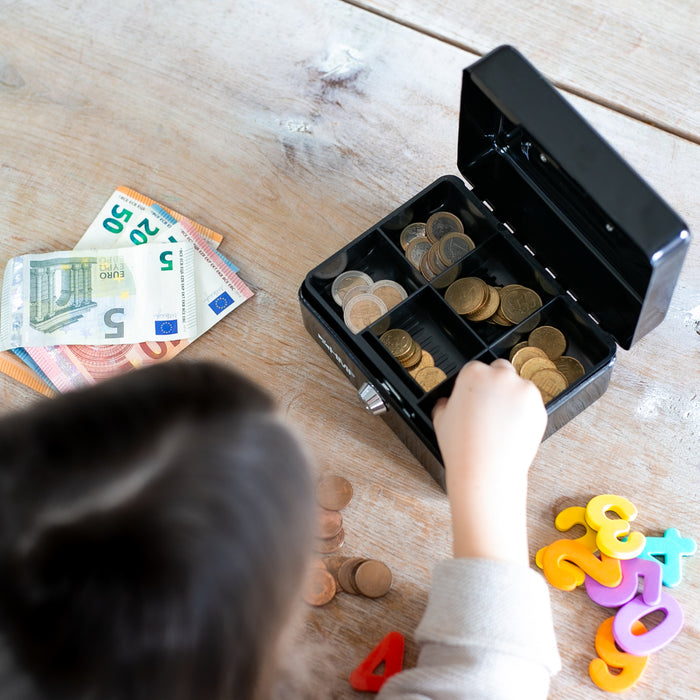 Geldkassette mit Münzeinsatz von HMF mit 15 cm Breite in Schwarz