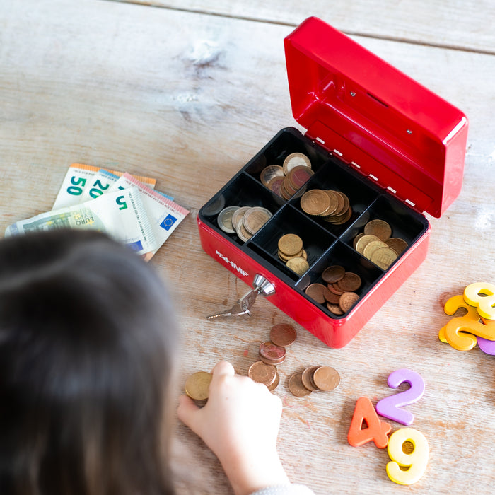 Geldkassette mit Münzeinsatz von HMF mit 15 cm Breite in Rot