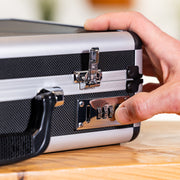 Alu Pistolenkoffer oder Kurzwaffenkoffer mit Zahlenschloss von HMF mit den Maßen 31 x 26 x 11 cm