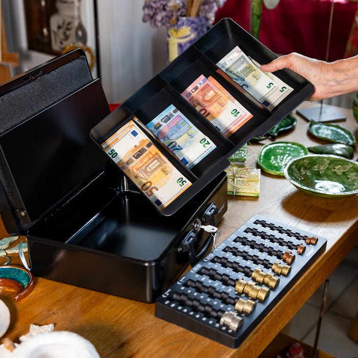 Geldkassette mit 2 Tragegriffen von HMF mit 36 cm Breite in Blau