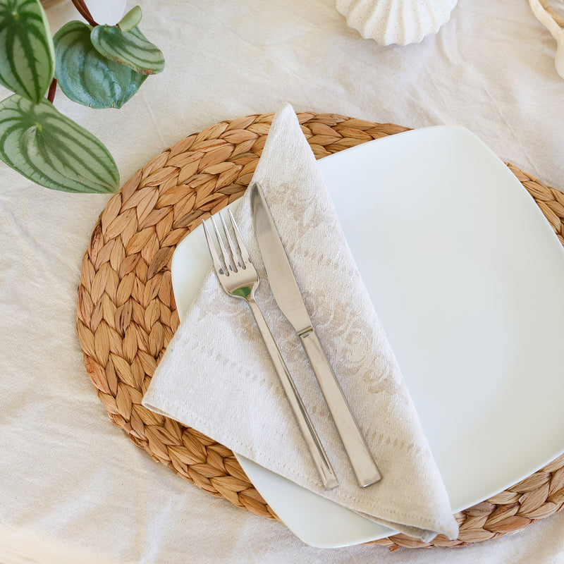 Ovales Tischset geflochten aus Wasserhyazinthe als 4er Set von HMF 40 x 30 cm