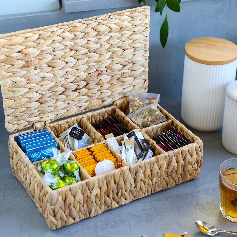 Eckige Teebox von HMF mit 8 Fächern, geflochten aus Wasserhyazinthe, in der Größe 33 x 21 x 10 cm