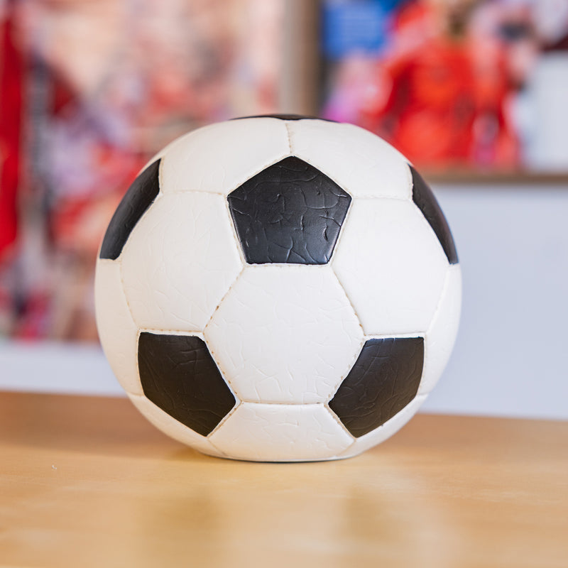 Spardose im Fußball-Look von HMF mit 15 cm Durchmesser in Rot