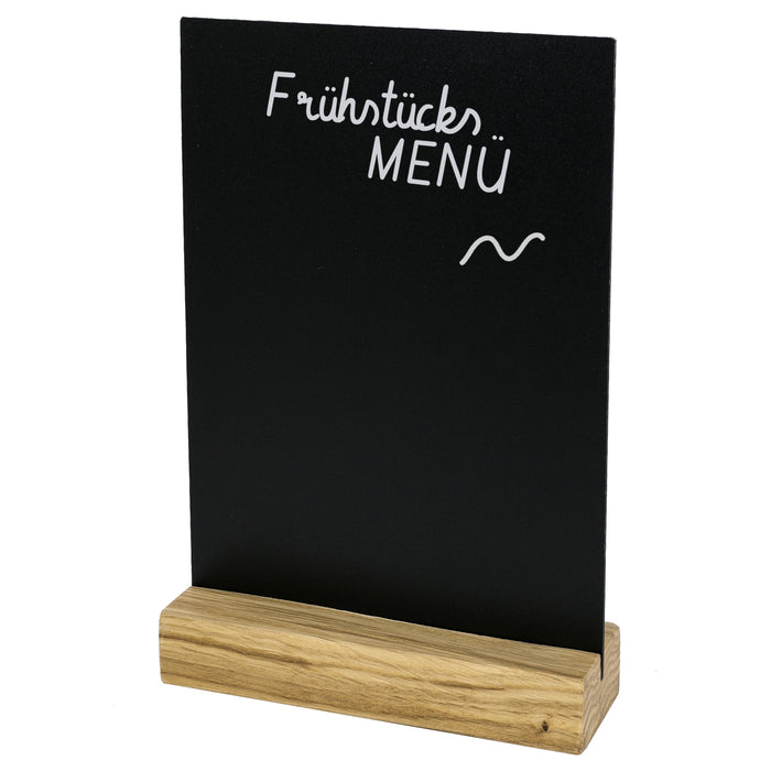 Kreidetafel mit Holzfuß als Tischaufsteller von HMF in DIN A5 Hochformat in Schwarz