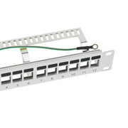 STP Keystone-Patchpanel für 10 Zoll Serverschränke von HMF mit 12 Ports RJ45 in Lichtgrau