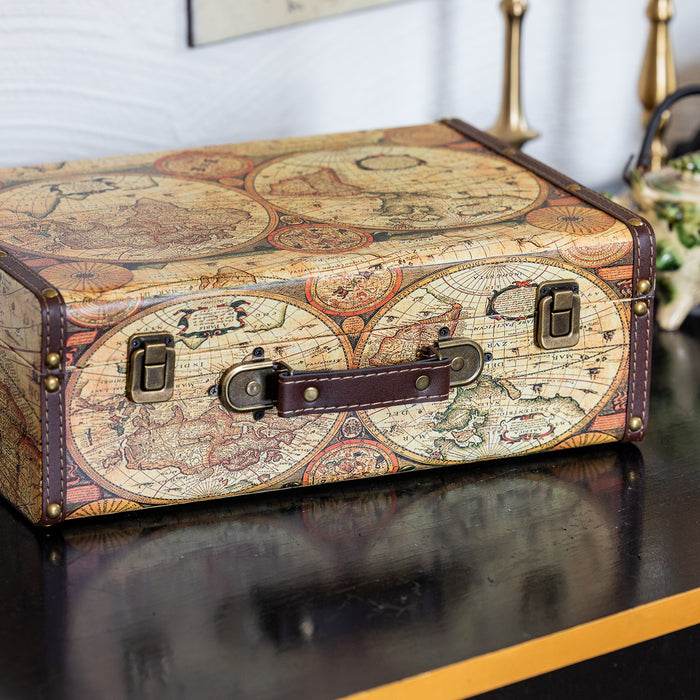 Vintage Holzkoffer mit fabiger Weltkarte Design von HMF mit 44 cm Breite in verschiedenen Größen