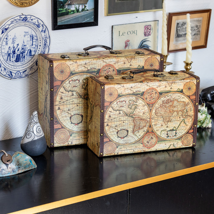 Vintage Holzkoffer mit fabiger Weltkarte Design von HMF im Set in verschiedenen Größen