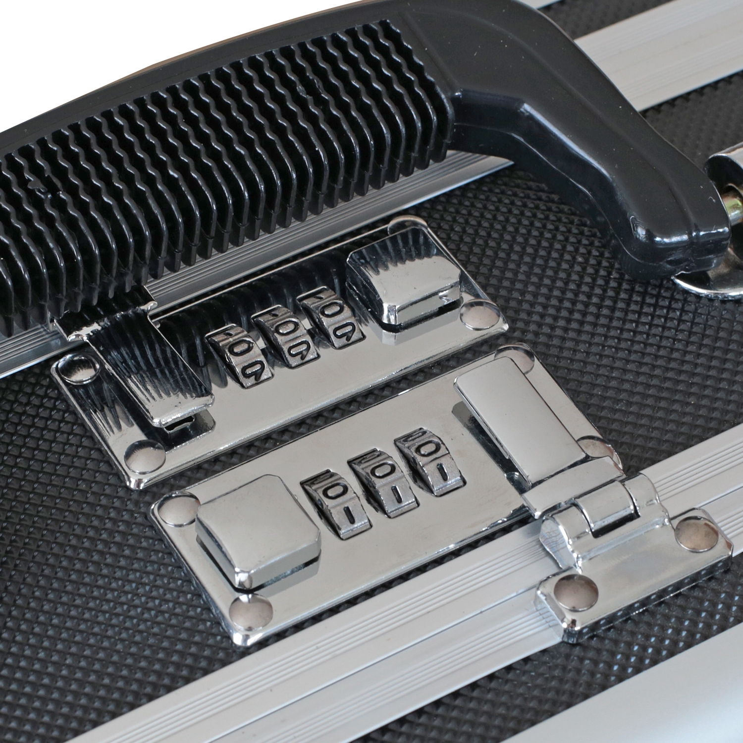 Alu Pistolenkoffer oder Kurzwaffenkoffer mit Zahlenschloss und doppeltem Boden von HMF mit den Maßen 31 x 26 x 15 cm