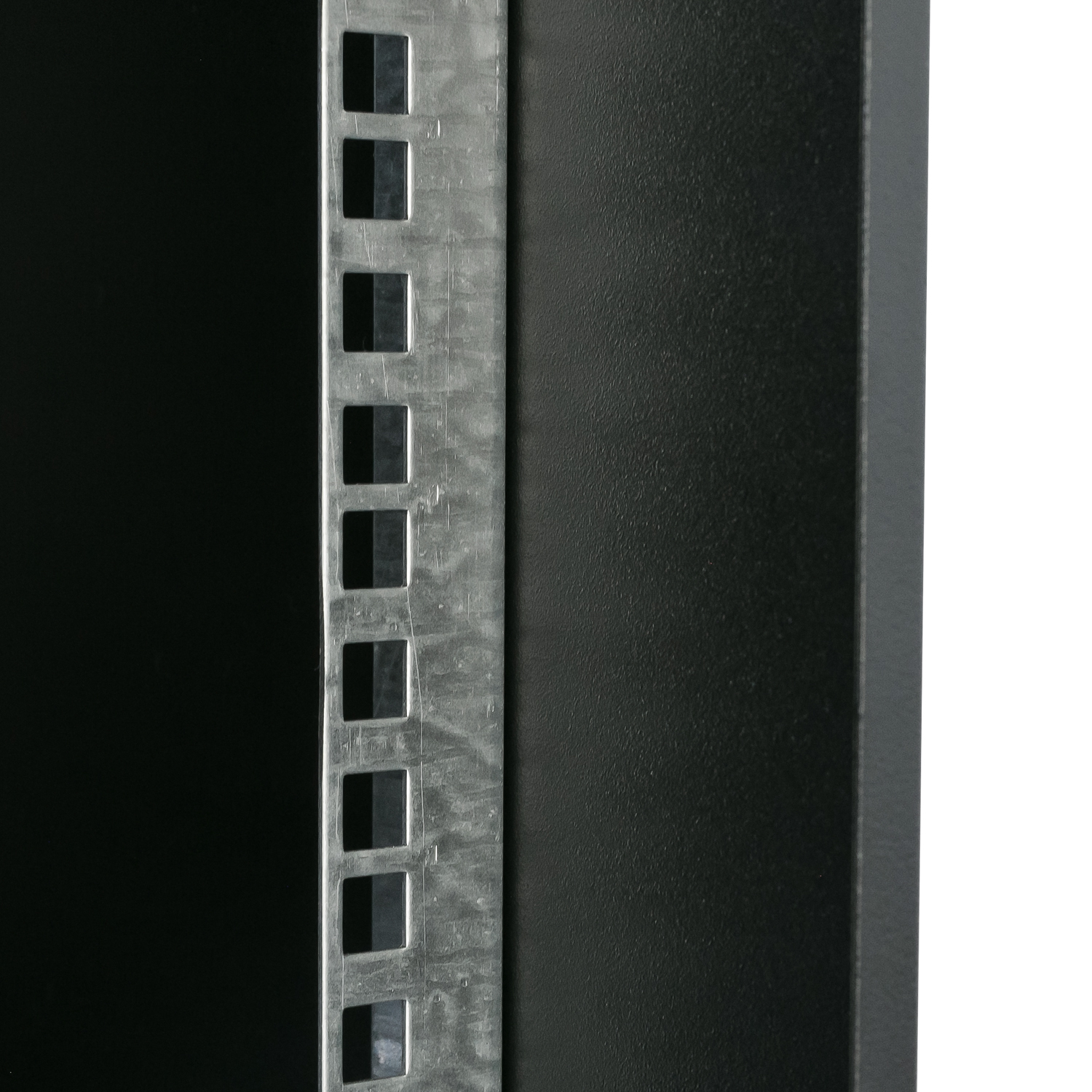 Unmontierter 19 Zoll Serverschrank von HMF mit 4 Höheneinheiten in Schwarz